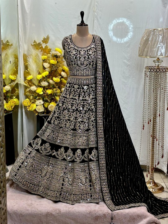 elegant-black-lehanga-with-mirror-work